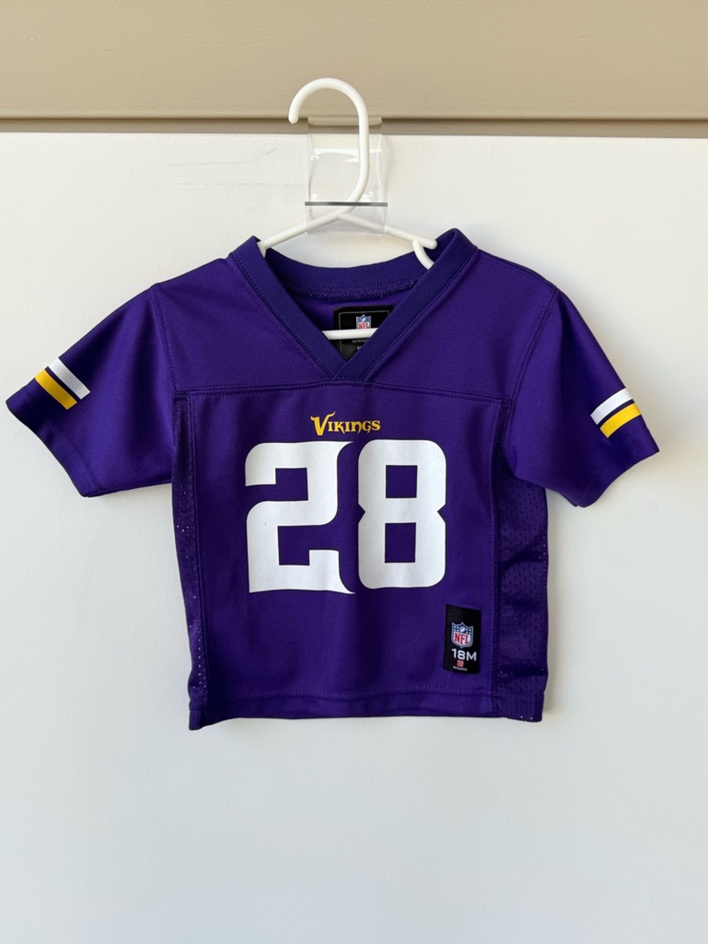 NFL Team Apparel Minnesota Vikings Adrian Peterson #28 Football Jersey 18M